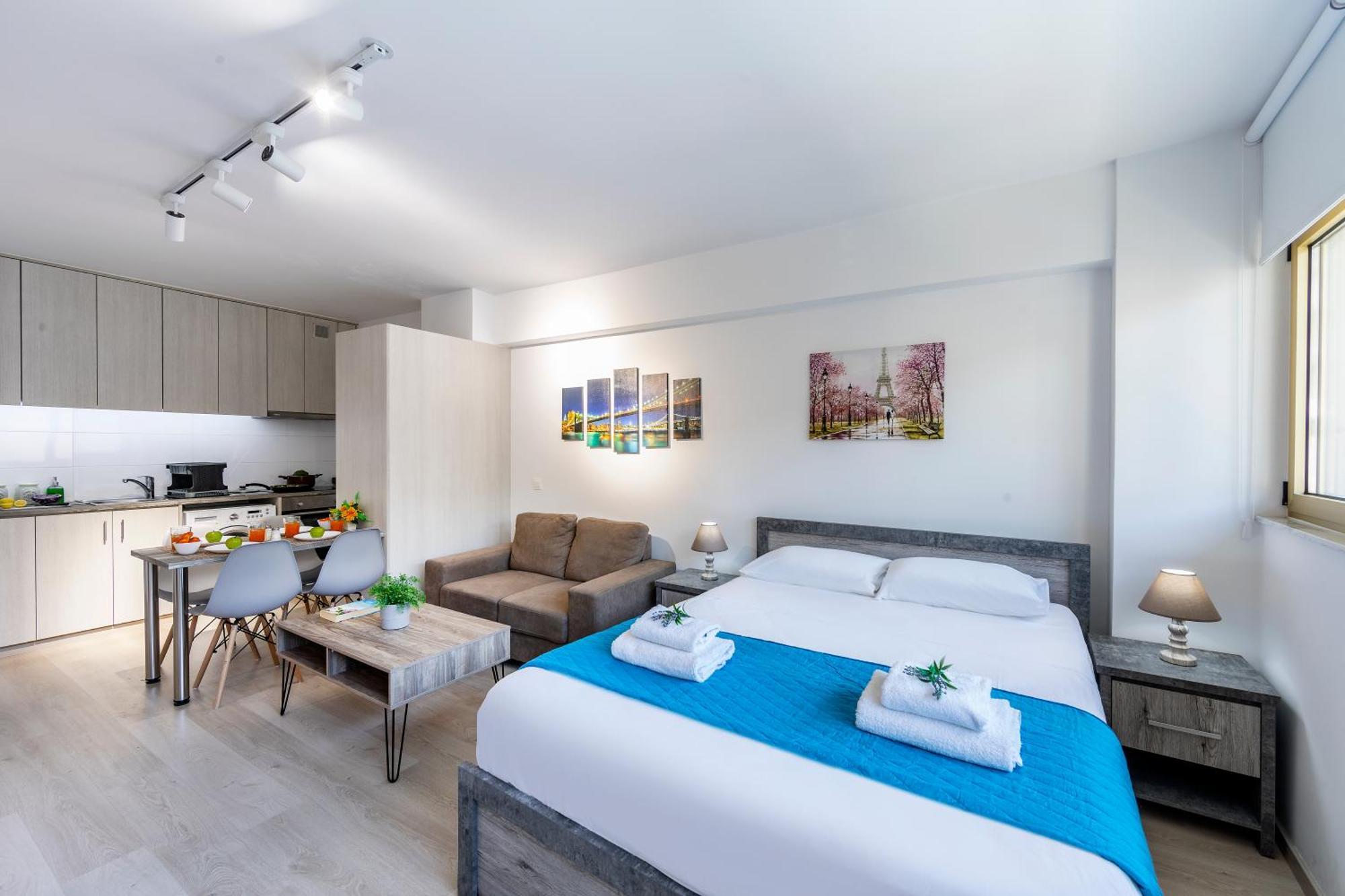 C-Premium Apts 100M From Beach And City Centre Larnaca Exterior photo